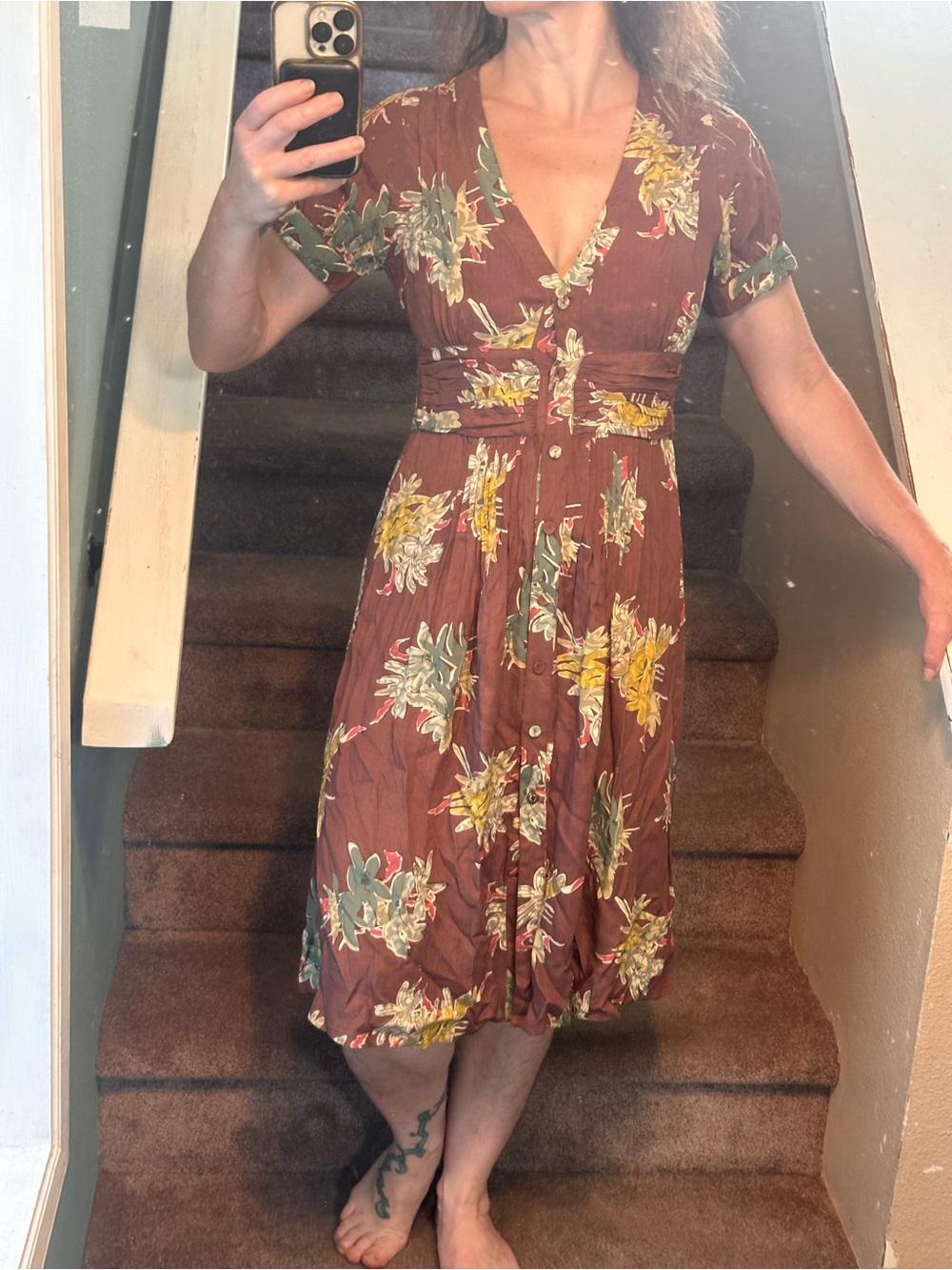 Kimchi Blue Rust Floral V-Neck Midi Dress